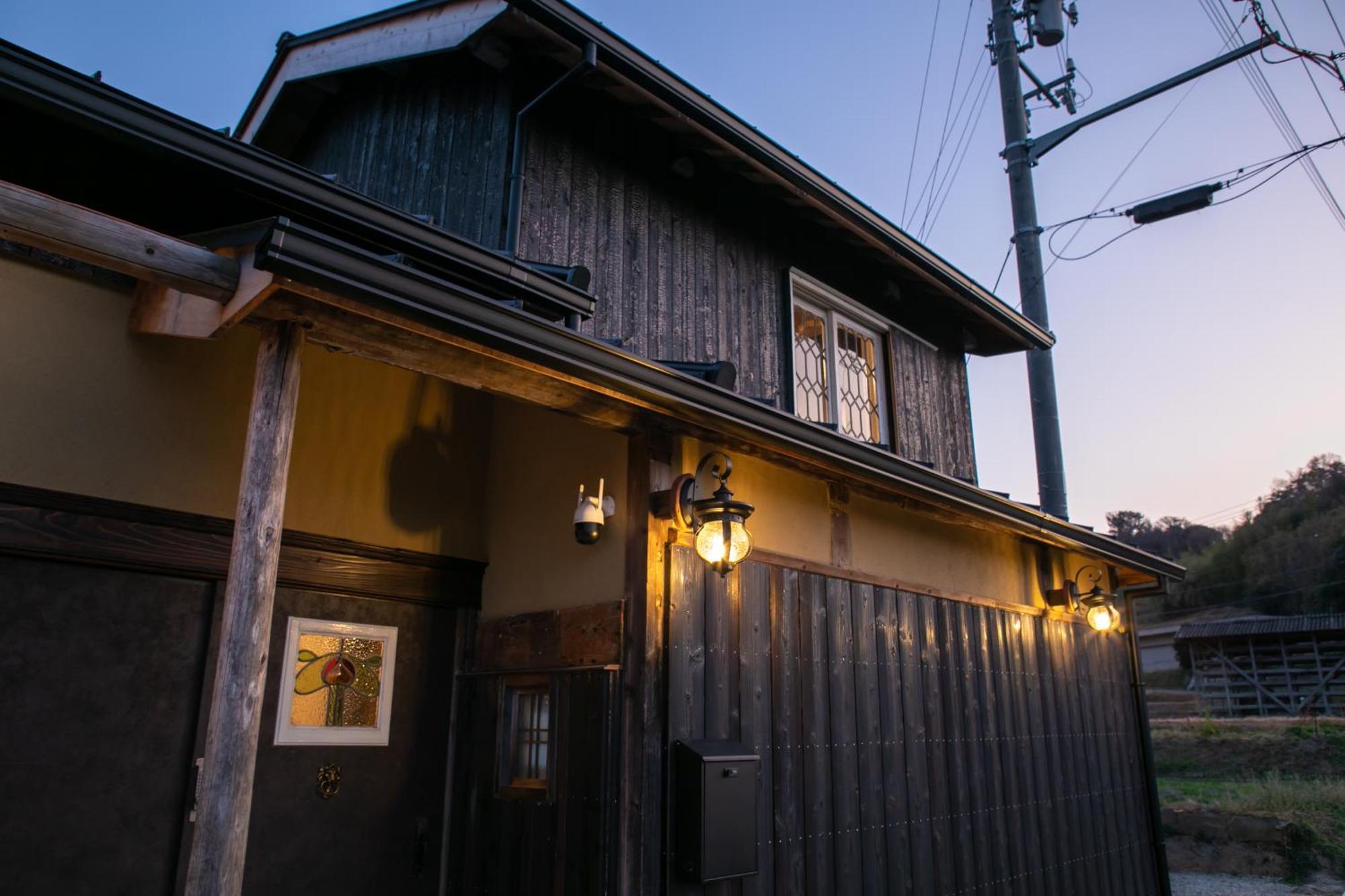 サウナとドッグラン付きのアンティーク古民家宿 Akiya Cornerstone Awaji Exterior foto